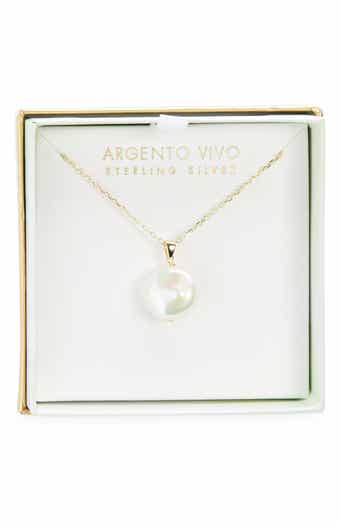 Faux Pearl Pendant Necklace