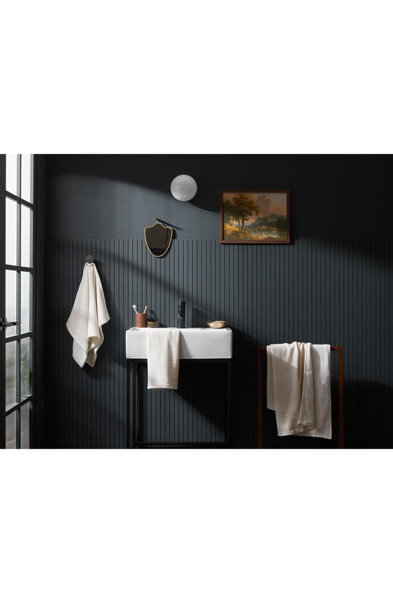 Parachute Cloud Organic Cotton Blend Bath Towel, Alternate, color, 