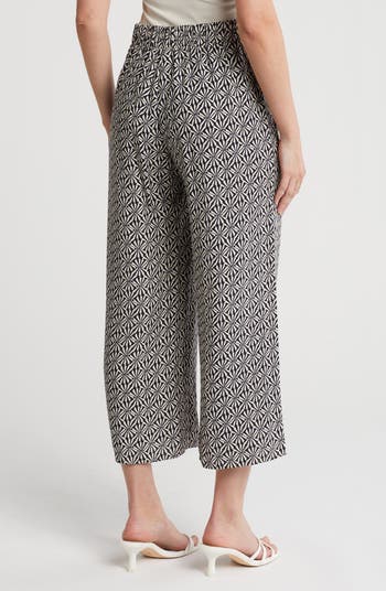 Textured Wide Leg Pants
