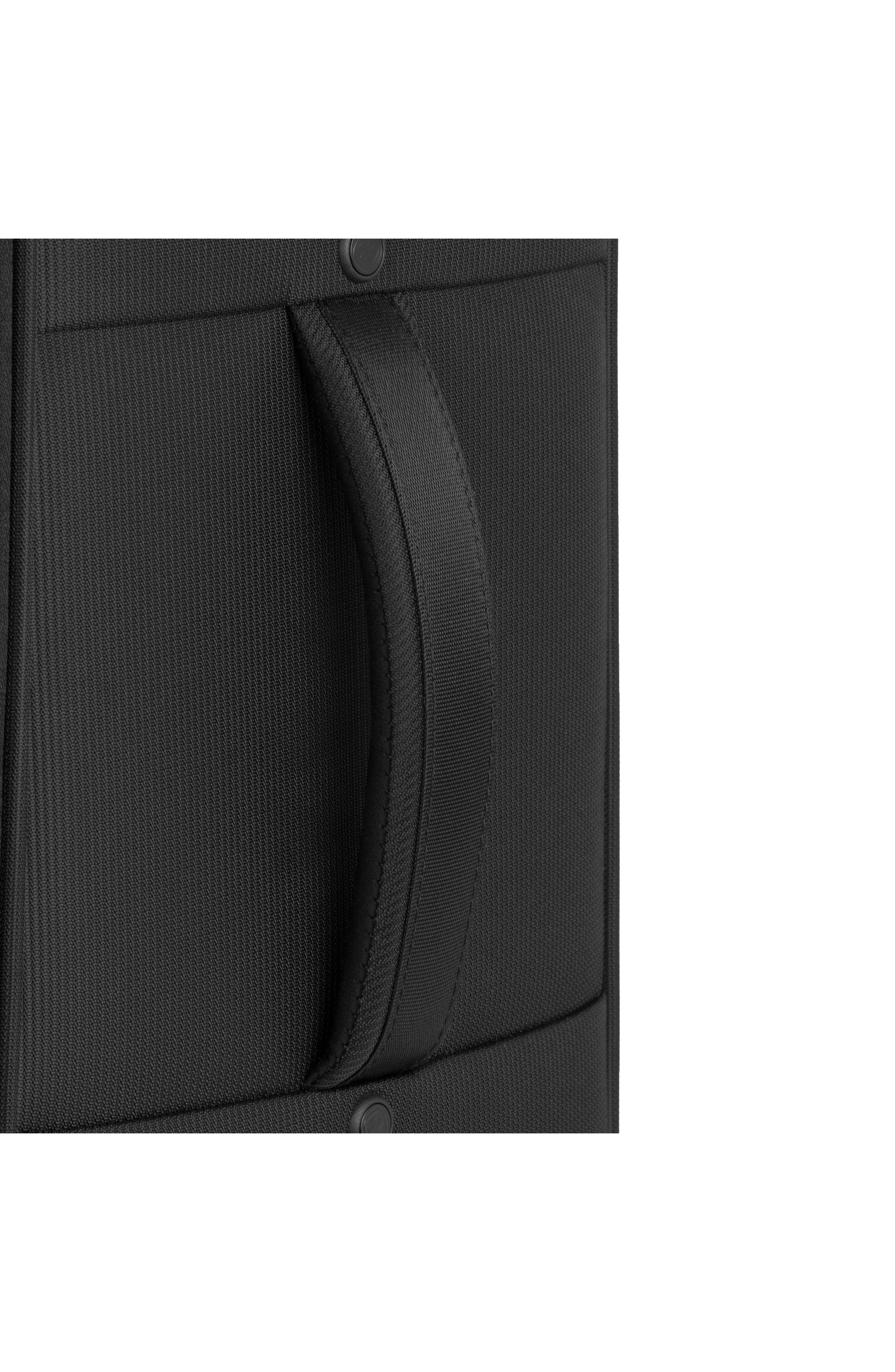 SWISSGEAR 24-Inch Softside Spinner Luggage, Alternate, color, Black