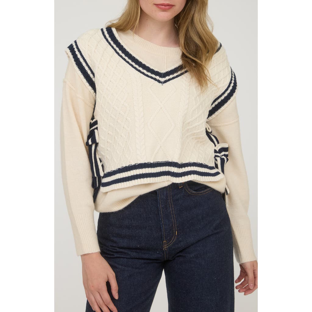Blu Pepper Sweater Vest In White