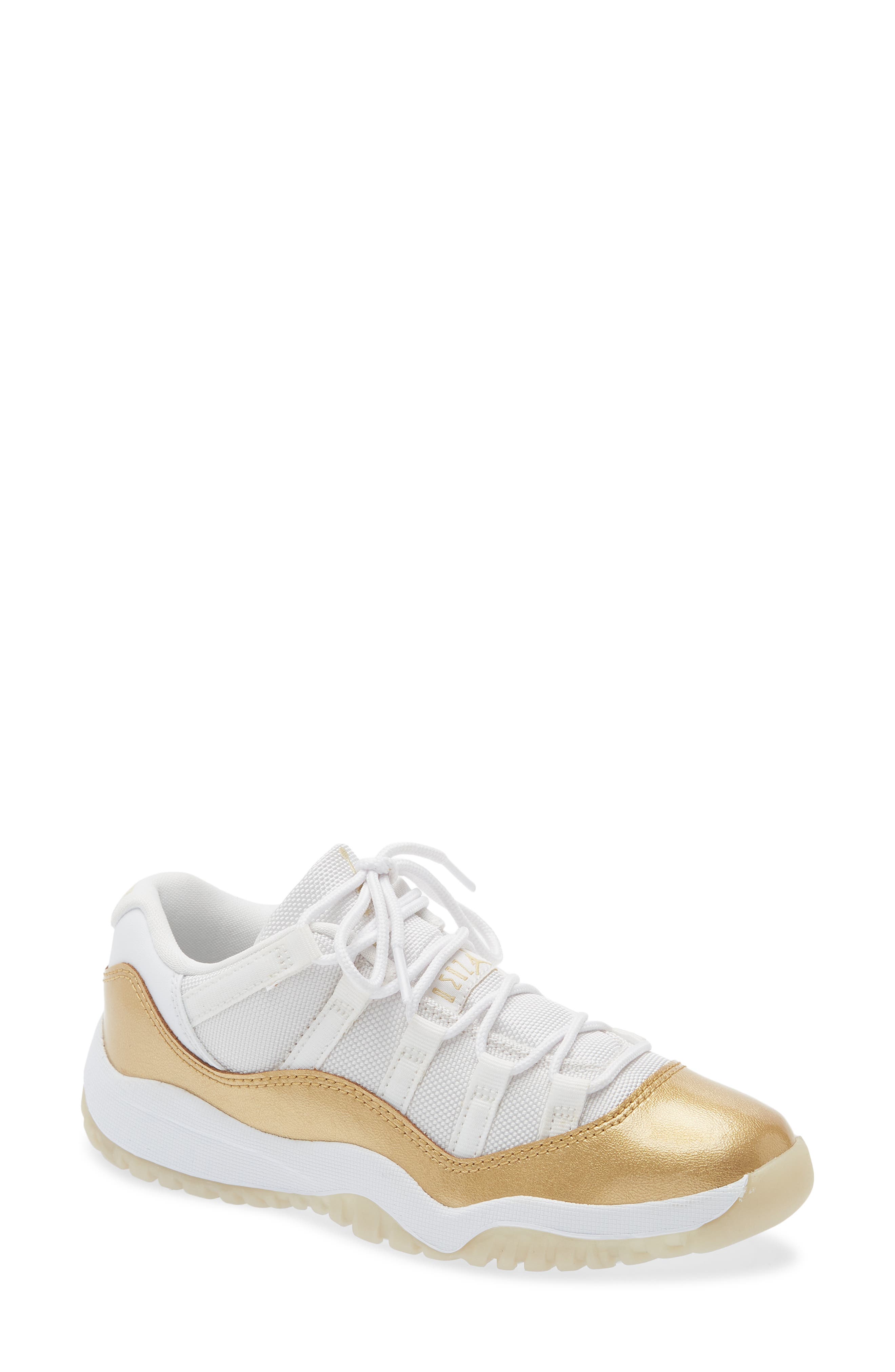 Jordan Kids' Jordan 11 Retro Low Basketball Sneaker, Main, color, White/ Gold
