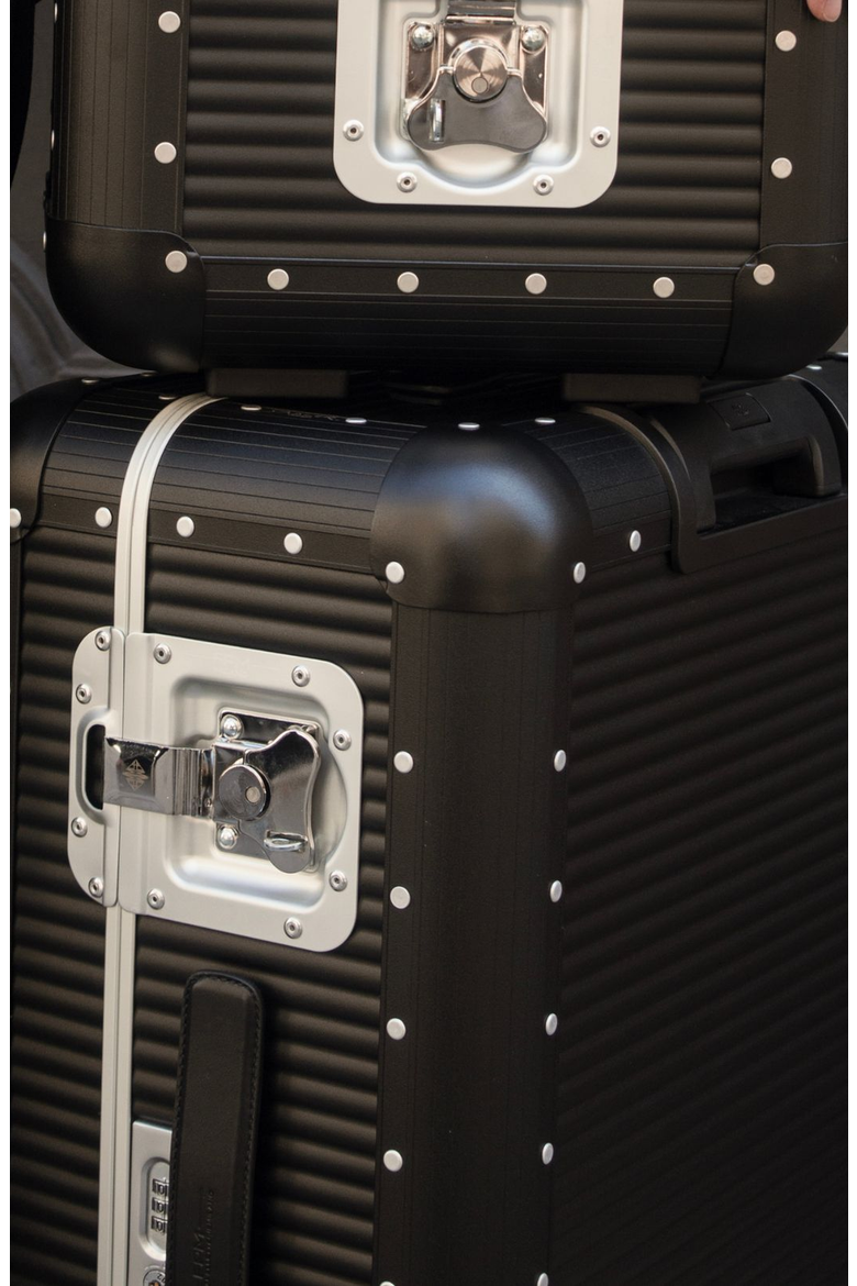 Bank Spinner 68 Suitcase, Alternate, color, Caviar Black