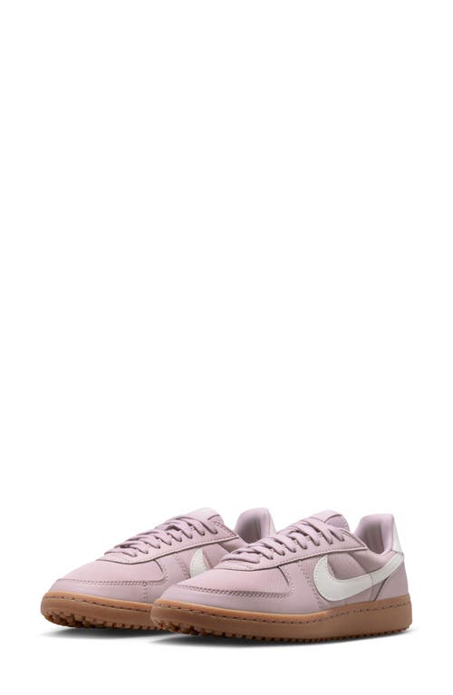 Nike Field General Sneaker