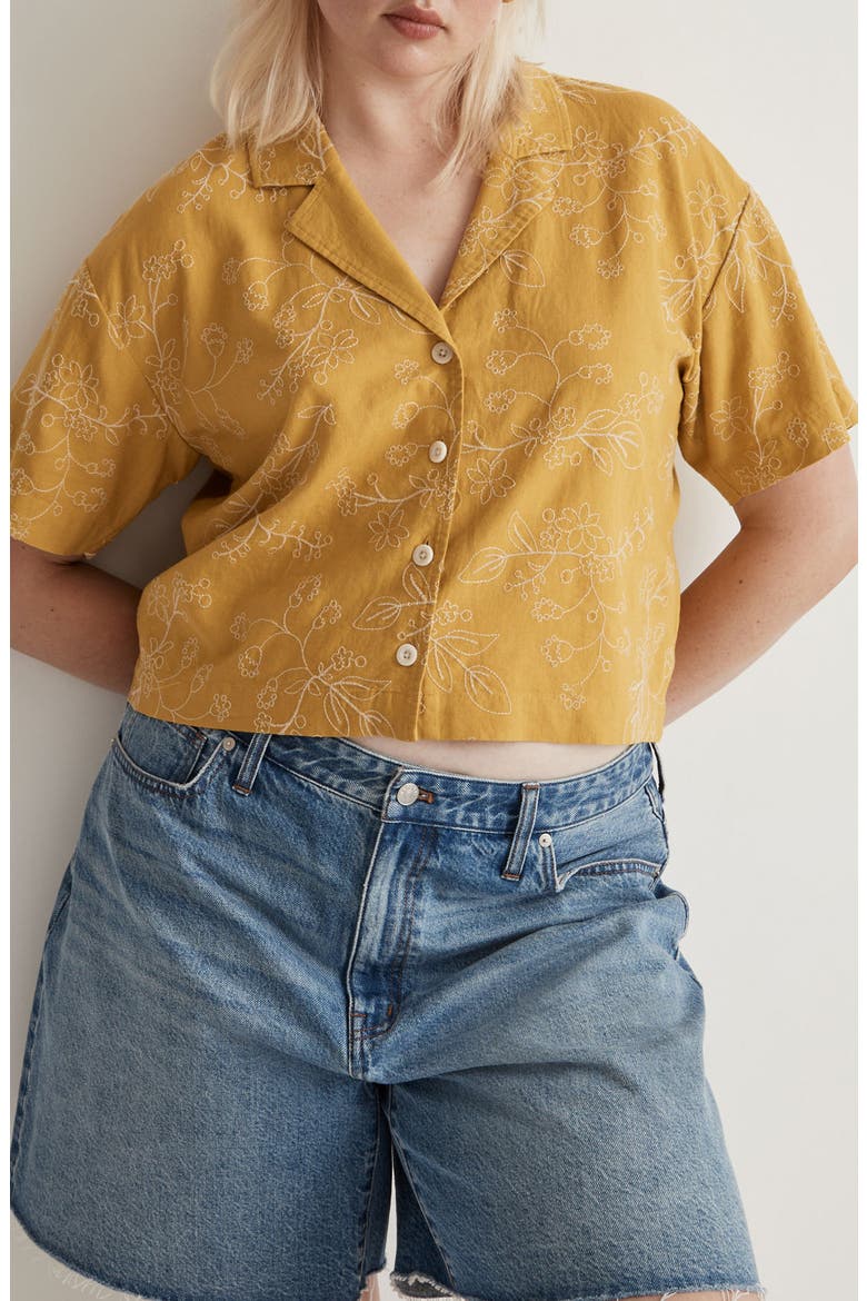 Resort Embroidered Linen Blend Crop Button-Up Shirt, Alternate, color, GILDED CHARTREUSE