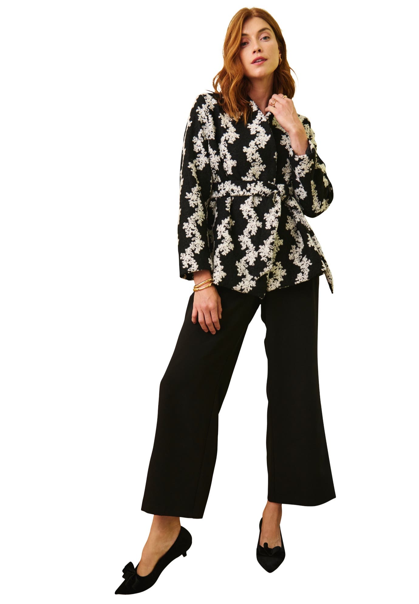 selected BLACK AND WHITE FLORAL