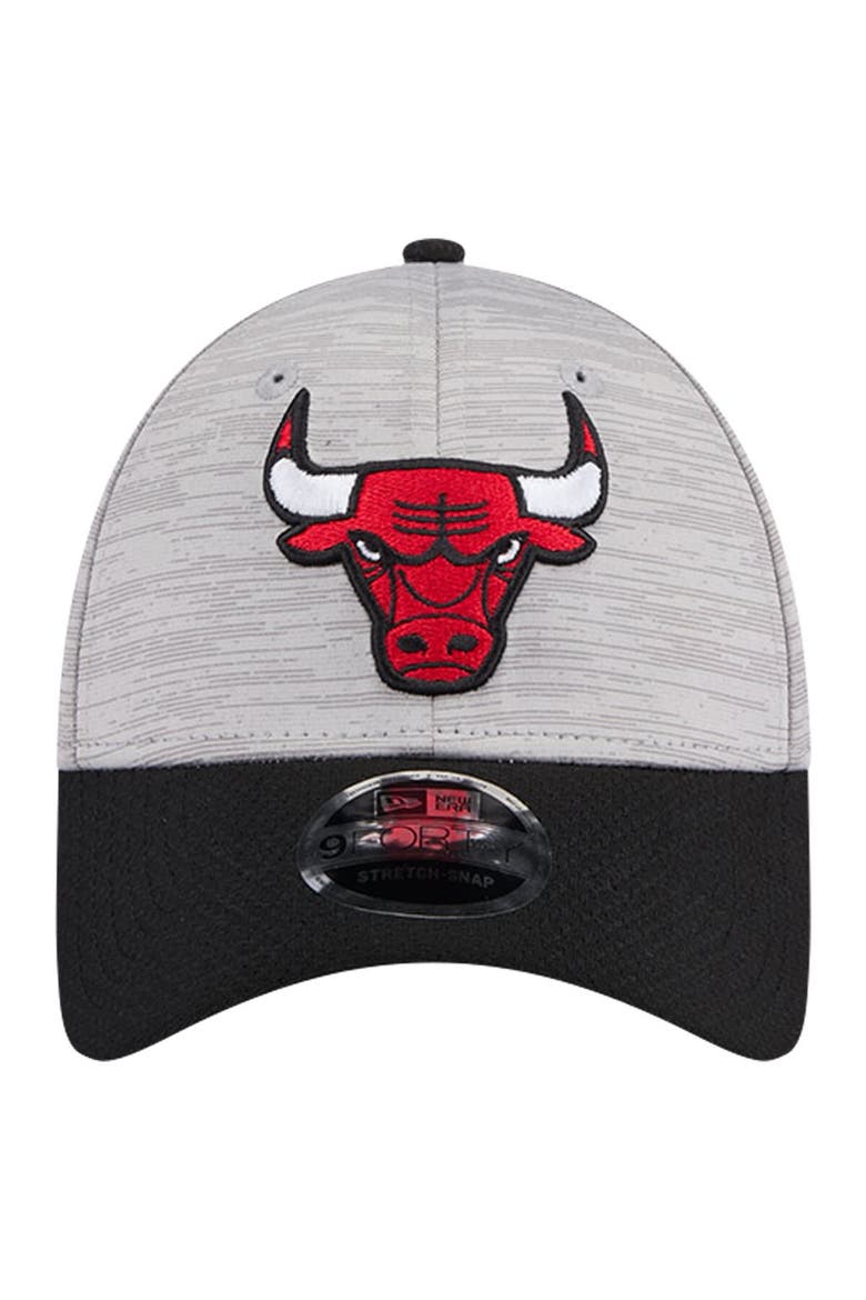 Men's New Era Heather Gray/Black Chicago Bulls Active Digi-Tech Two-Tone 9FORTY Adjustable Hat, Alternate, color, Heather Gray