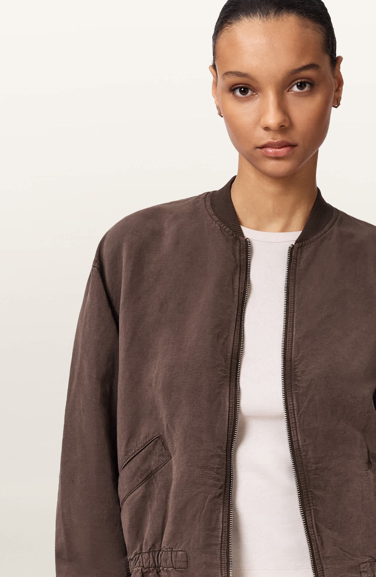 Женские куртки AllSaints Sofi Bomber Jacket — фото 4