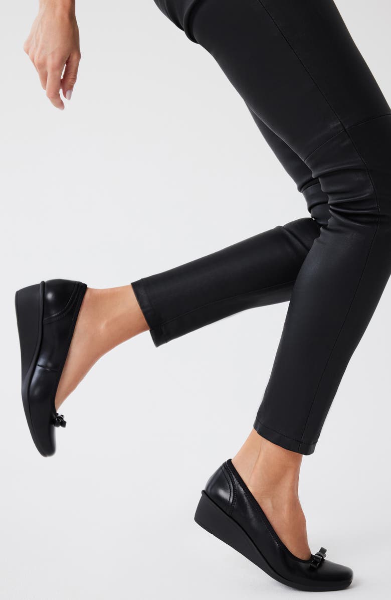 Anne Klein Waldorf Wedge Pump, Alternate, color,