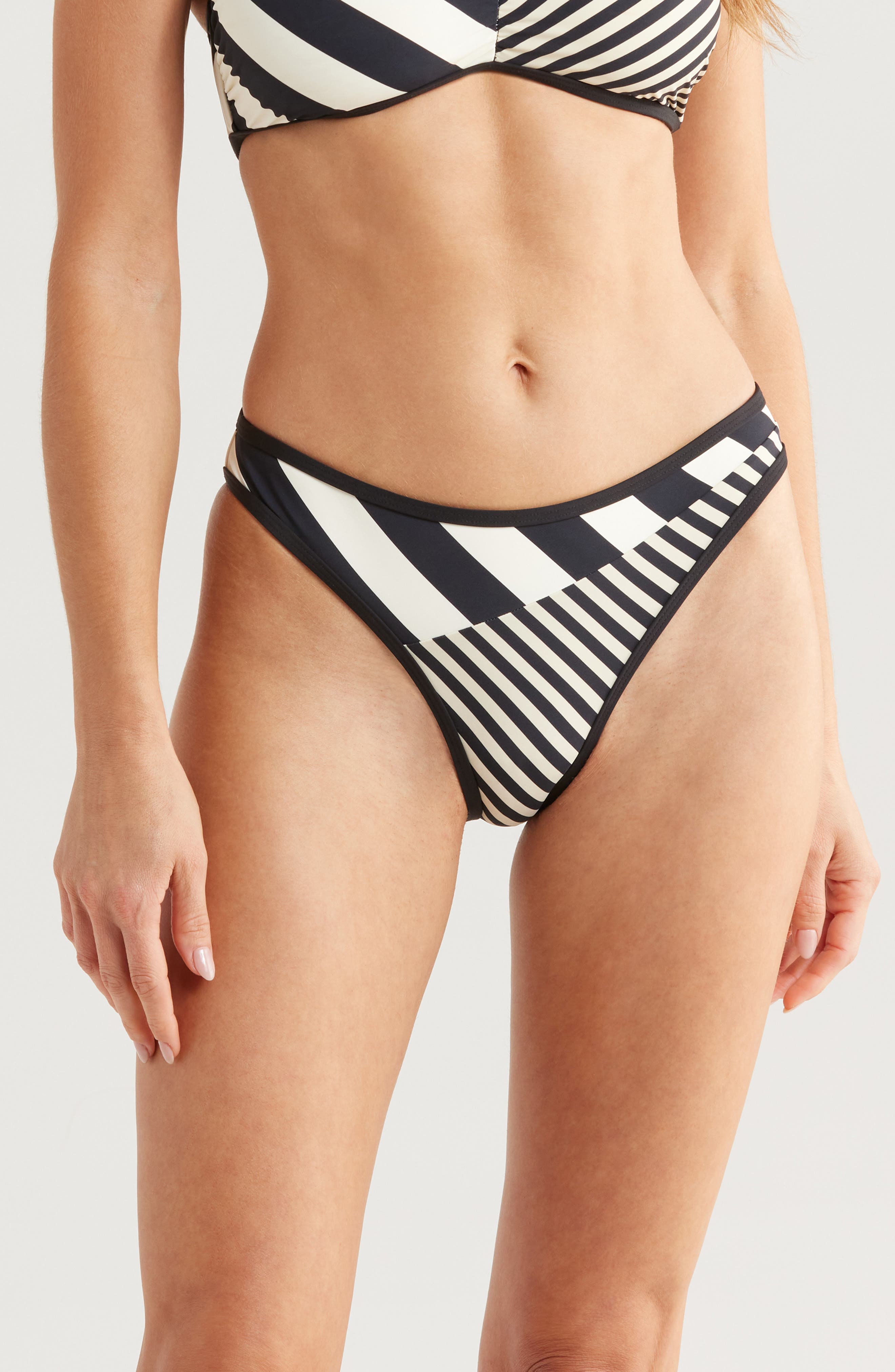 selected NOIR STRIPE