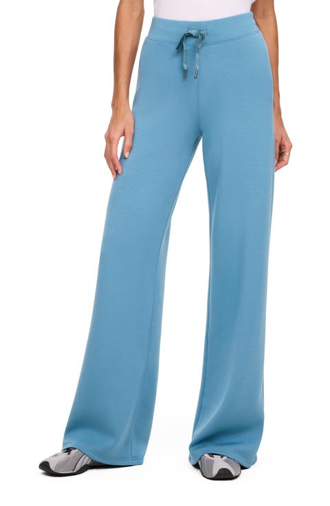 AirEssentials Wide Leg Pants