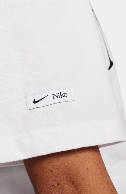 Nike Classics Cotton Boxy Graphic T-shirt