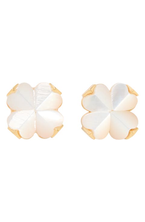 spade mother-of-pearl flower stud earrings