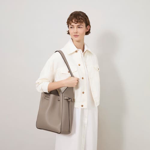 Mulberry Lyra Bucket