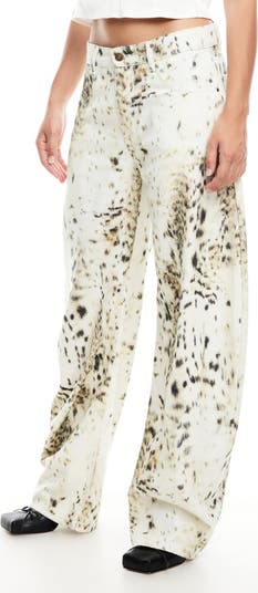 Horseshoe Print Barrel Leg Jeans