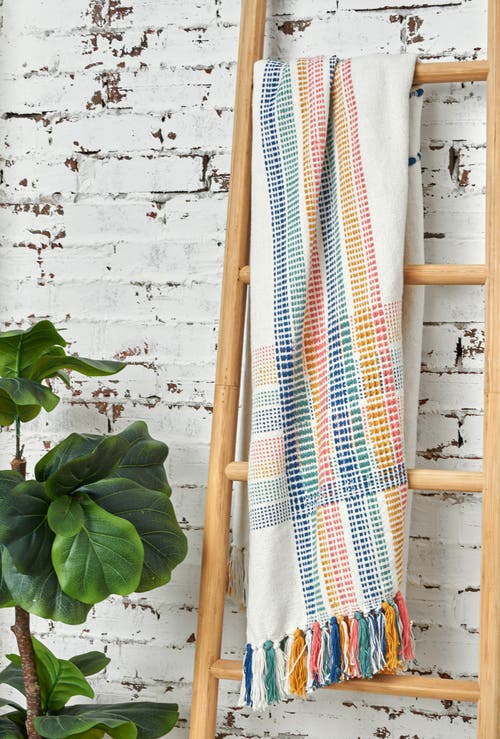 Carol & Frank Wille 50" X 60" Throw Blanket In Multi