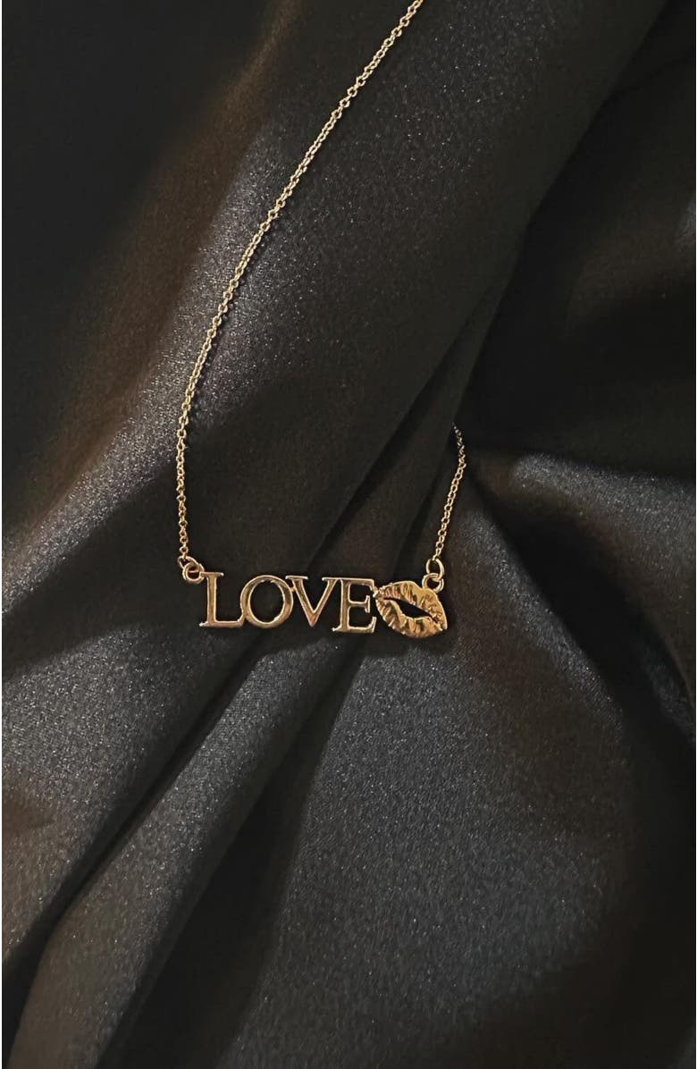 Gwen Beloti Lip Love Necklace, Alternate, color, Gold