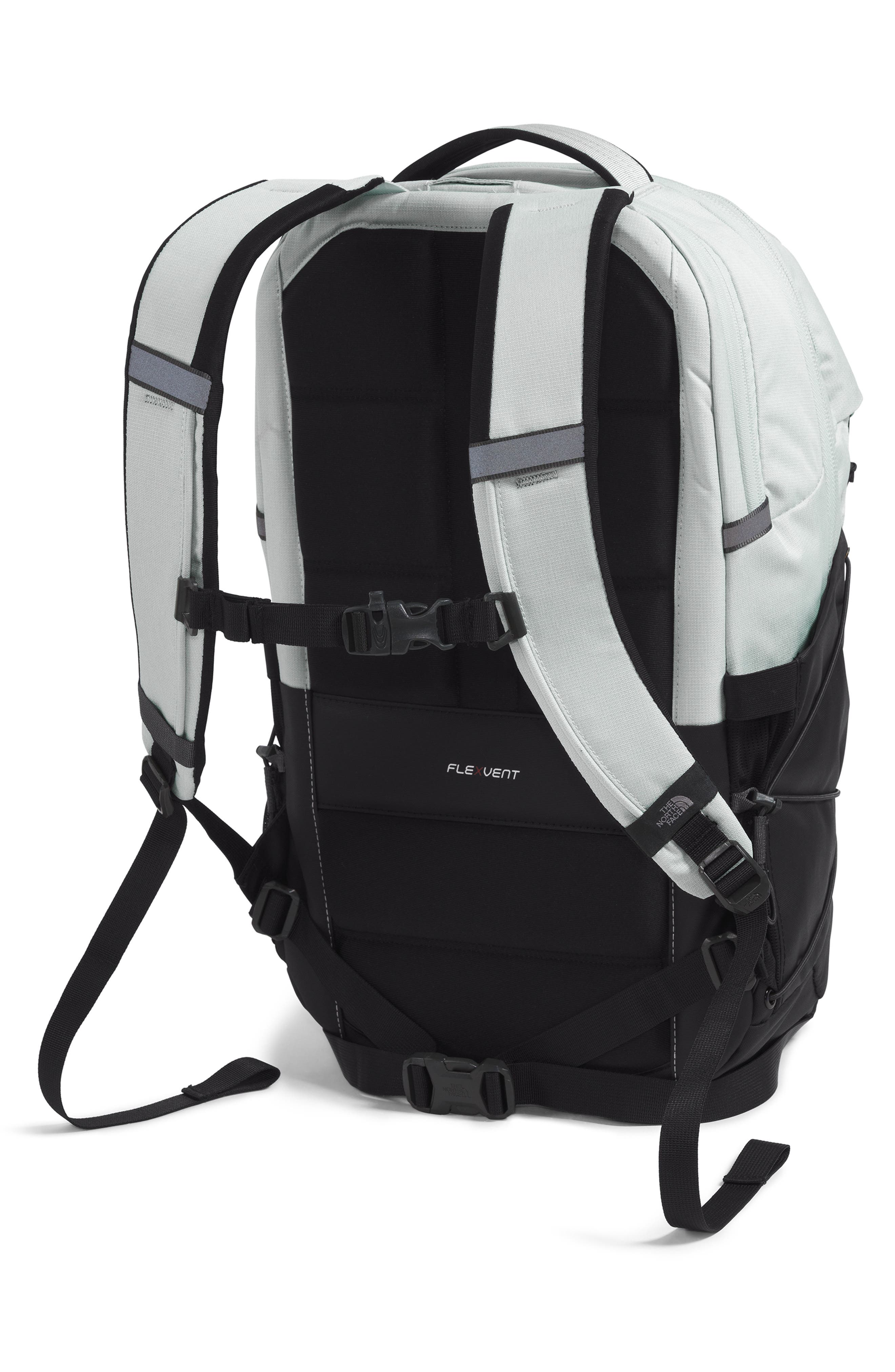 amazon north face backpack boys The Borealis Laptop Pack, Asphalt Gy Lt Hth/TNF Blk-NPF, OSFA | Water Repellent, Laptop Sleeve, Large Main Compartment The Mini Explorer is a compact childrens rucksack that has been specially developed for young outdoor enthusiasts The North Face Youth Chuckwalla