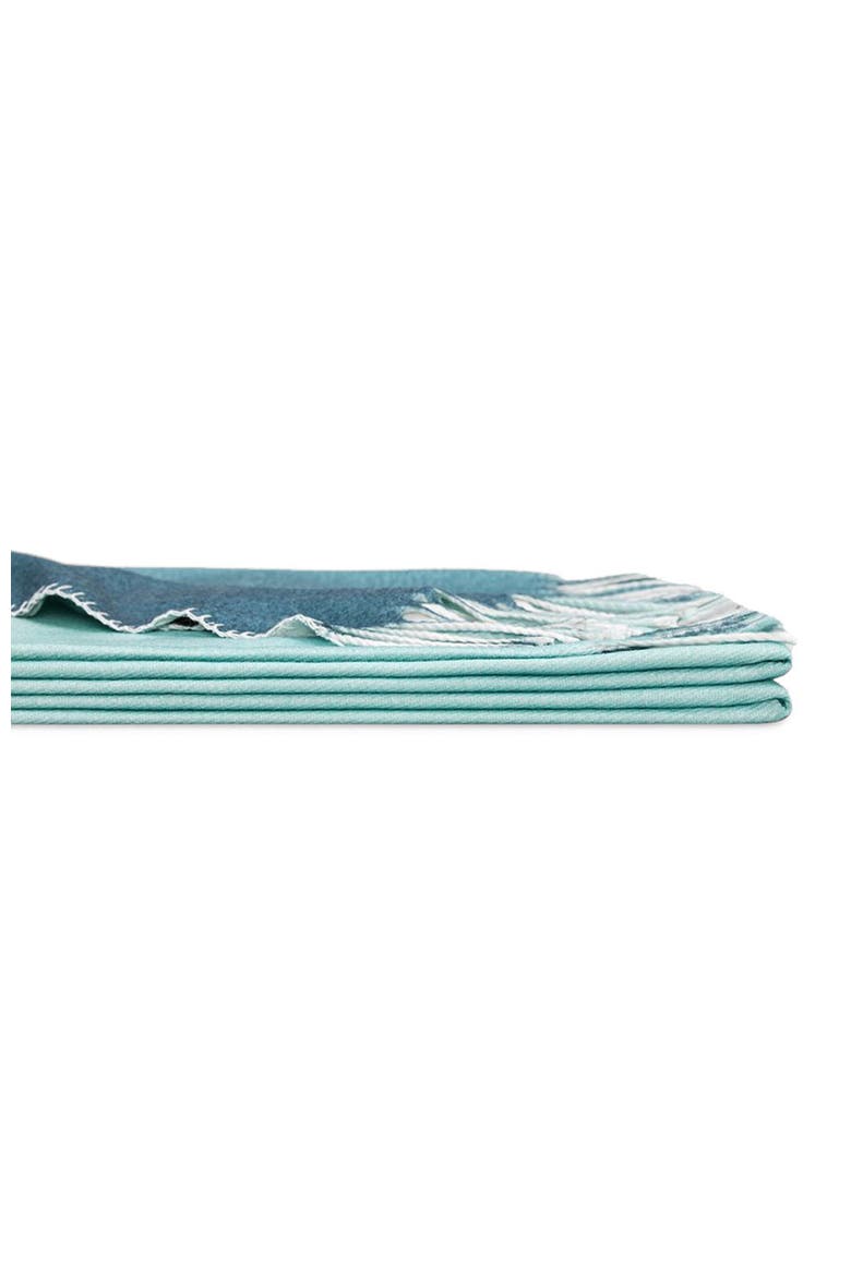 Nanty throw, Alternate, color, Blue