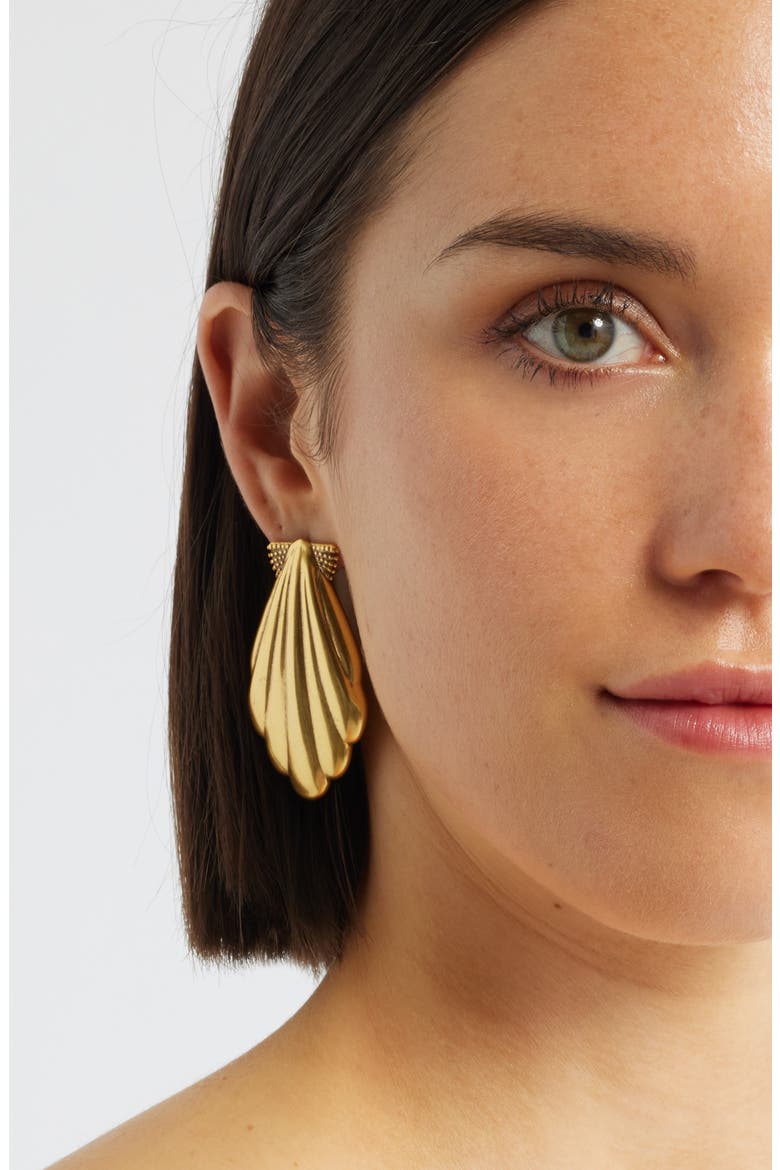 Alexa Shell Statement Stud Earrings, Alternate, color, VINTAGE GOLD