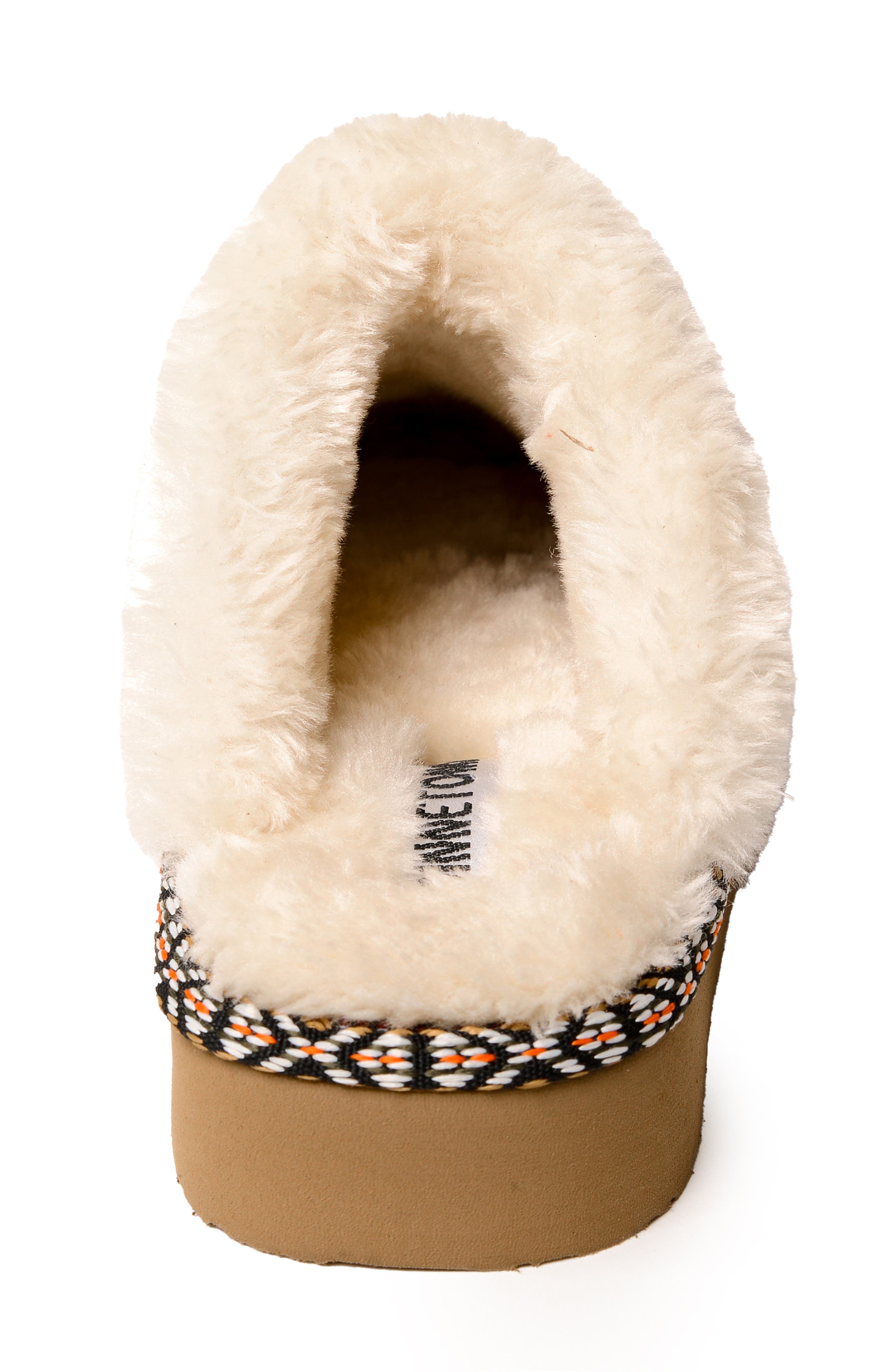 Minnetonka Cerise Faux Fur Scuff Slipper, Alternate, color, Stone