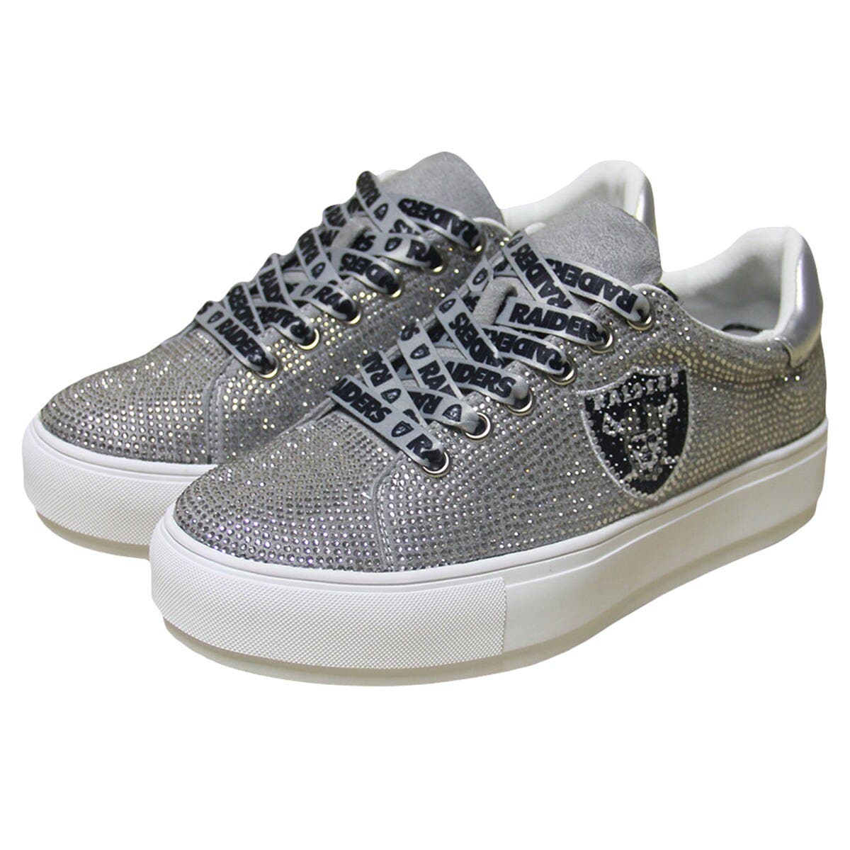 CUCE Women
s Cuce Silver Las Vegas Raiders Team Color Crystal Sneakers, Main, color, Silver