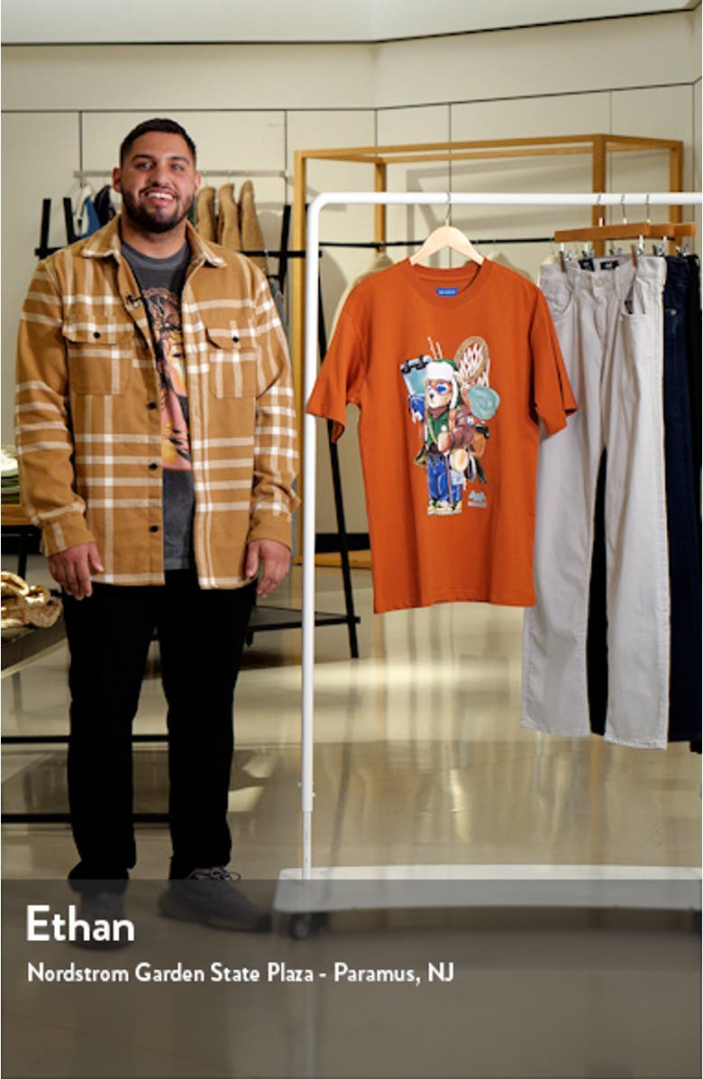 Ultralight Bear Graphic T-Shirt, sales video thumbnail