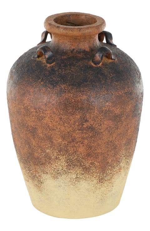 Magnesia Vase