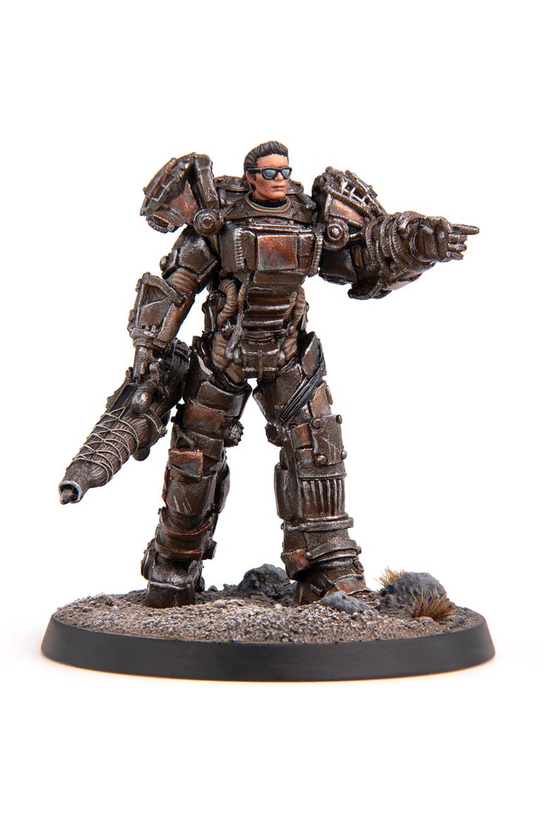 3 Resin Figures & Bases, Alternate, color, Multicolored