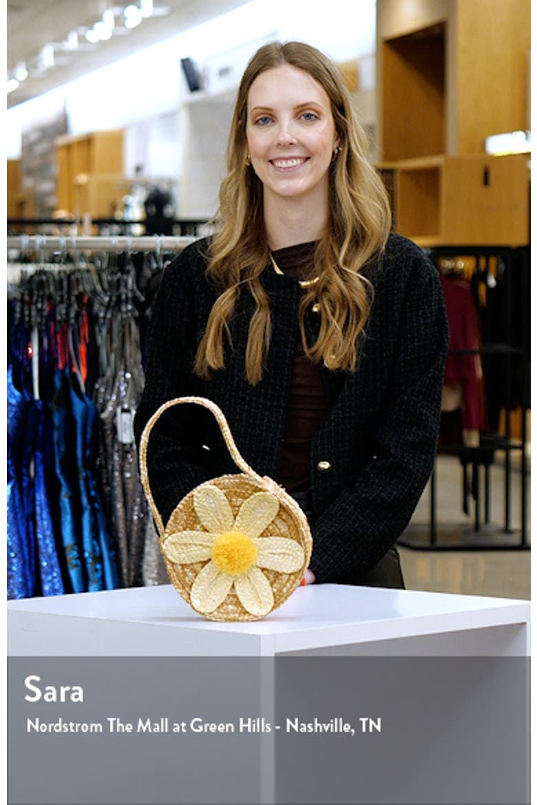 Pompom Daisy Rattan Handbag video