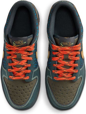 Kids' Dunk Low Basketball Sneaker