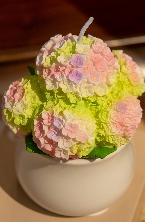 Southlake Gifts Hydrangea Candle In Green