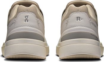 THE ROGER Advantage Tennis Sneaker