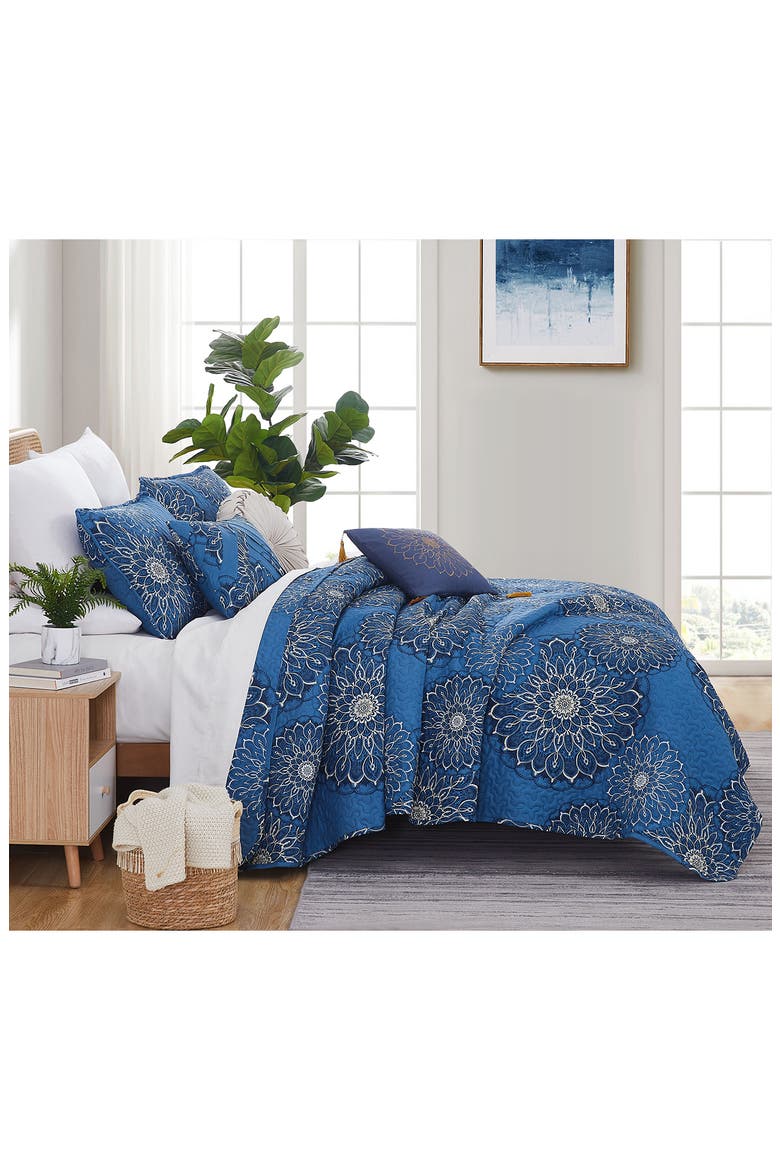 Midnight Floral Quilt Set, Alternate, color, BLUE