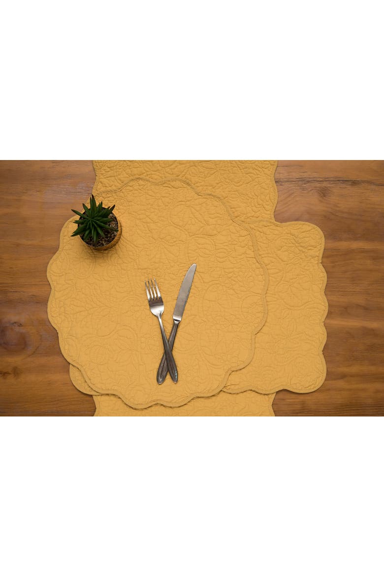 Christiana Honey Reversible Machine Washable Scallop Quilt Placemats Set of 6, Alternate, color, Yellow