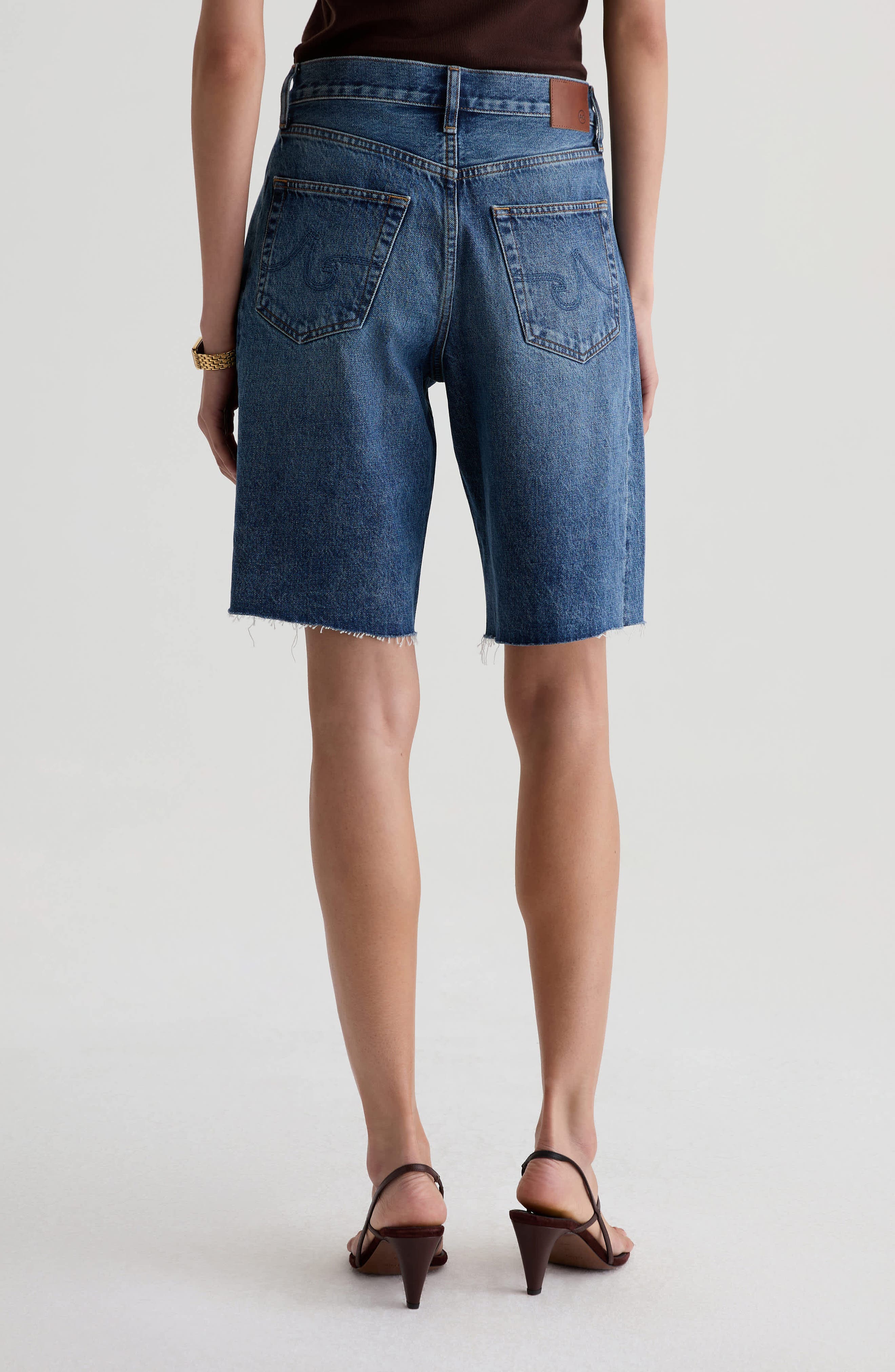 Женские AG Hattie Raw Hem High Waist Denim Barrel Shorts — фото 2