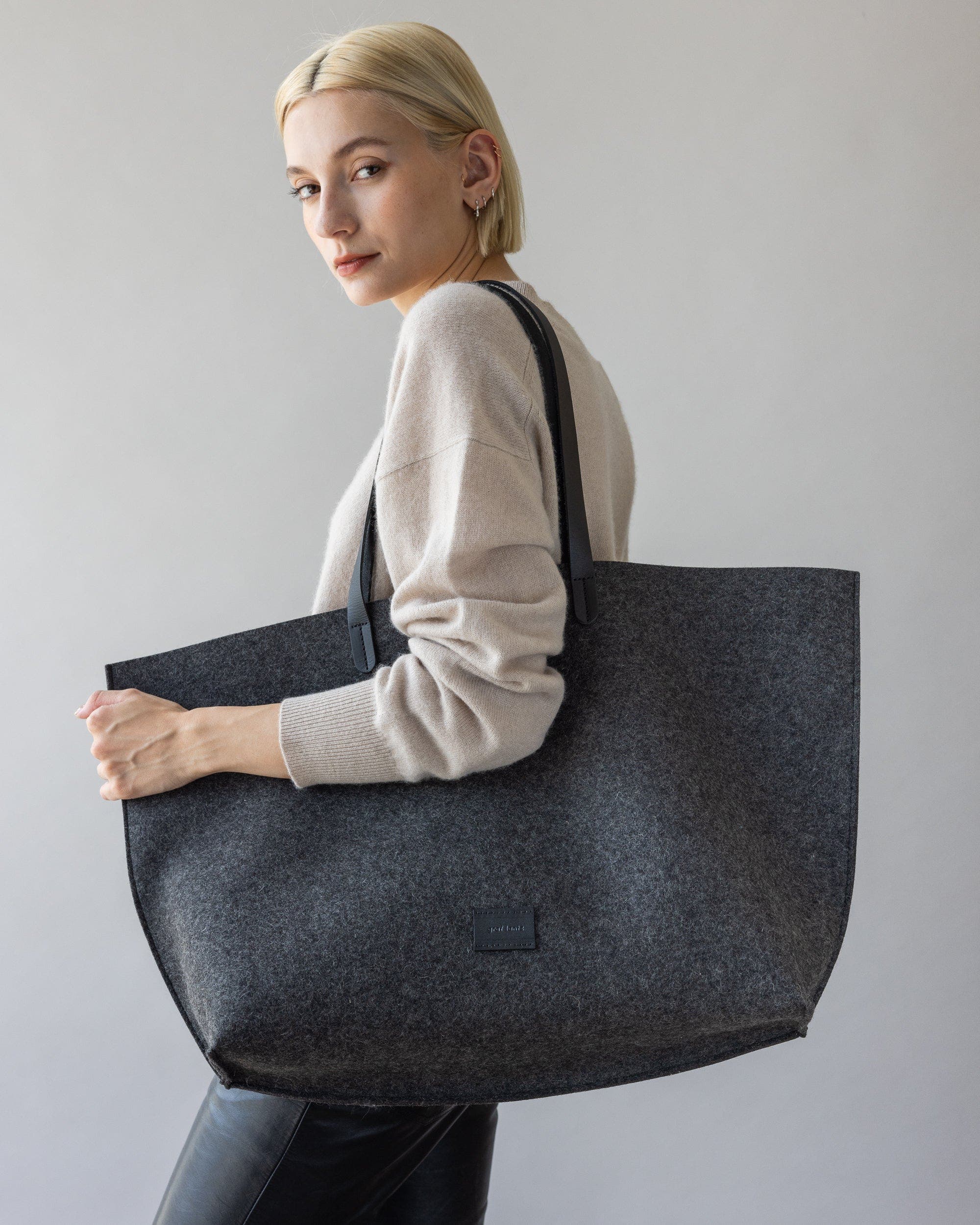 Graf Lantz Hana Merino Wool Boat Bag, Alternate, color, Charcoal