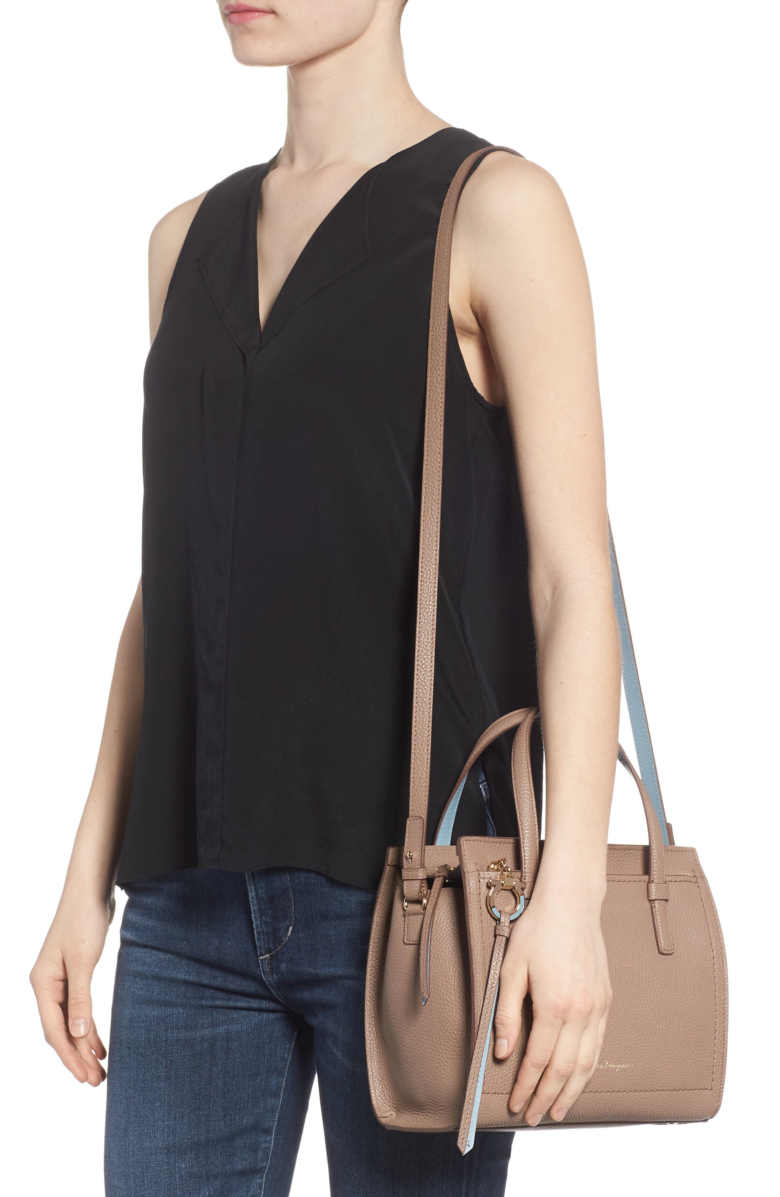 FERRAGAMO Salvatore Ferragamo Small Amy Leather Tote, Alternate, color, 