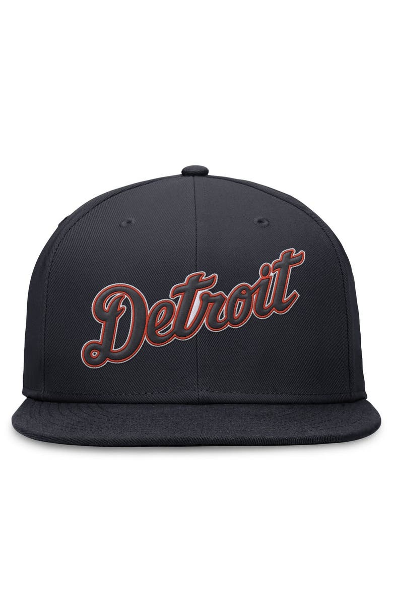 Nike Men's Nike Navy Detroit Tigers Evergreen Performance Fitted Hat, Alternate, color, 