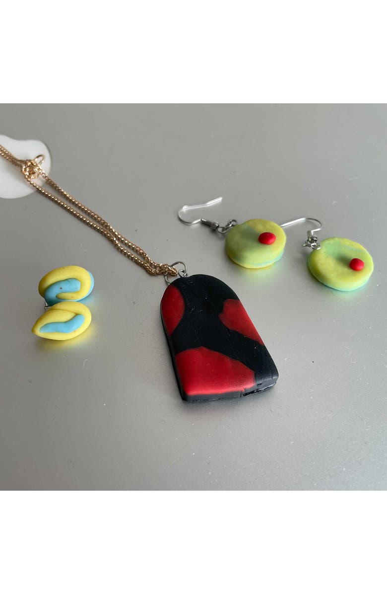 Kikkerland Design Kids' Clay Jewelry Kit, Alternate, color, Multi