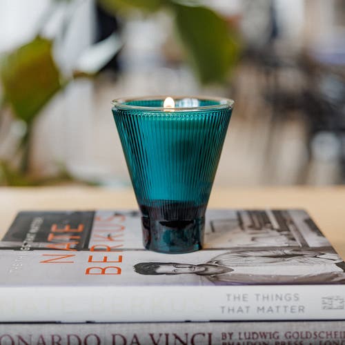 Ozaiz Zai Candle In Blue