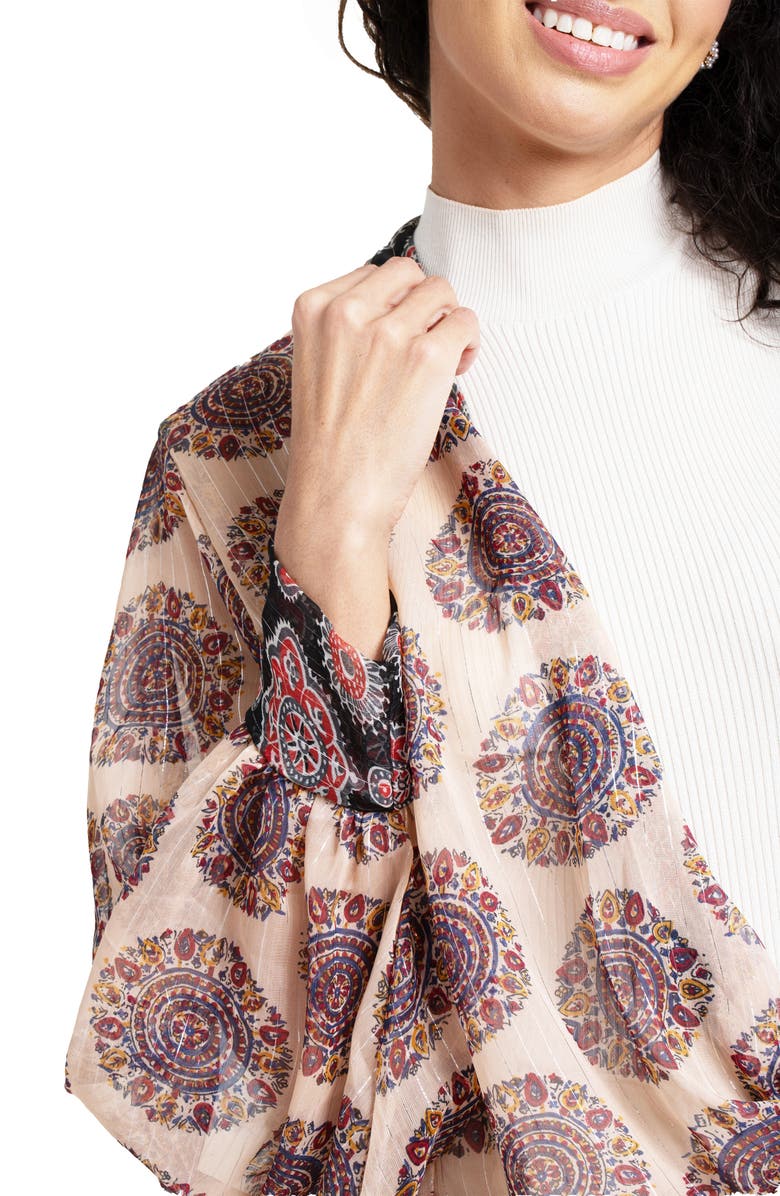 SAACHI Medallion Print Topper, Alternate, color, Black