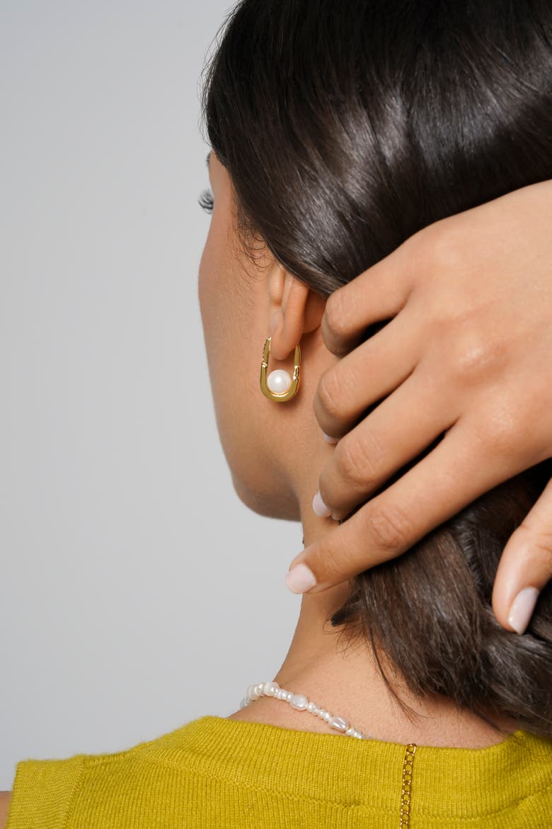 Bold Pearl Hoops, Alternate, color, Gold