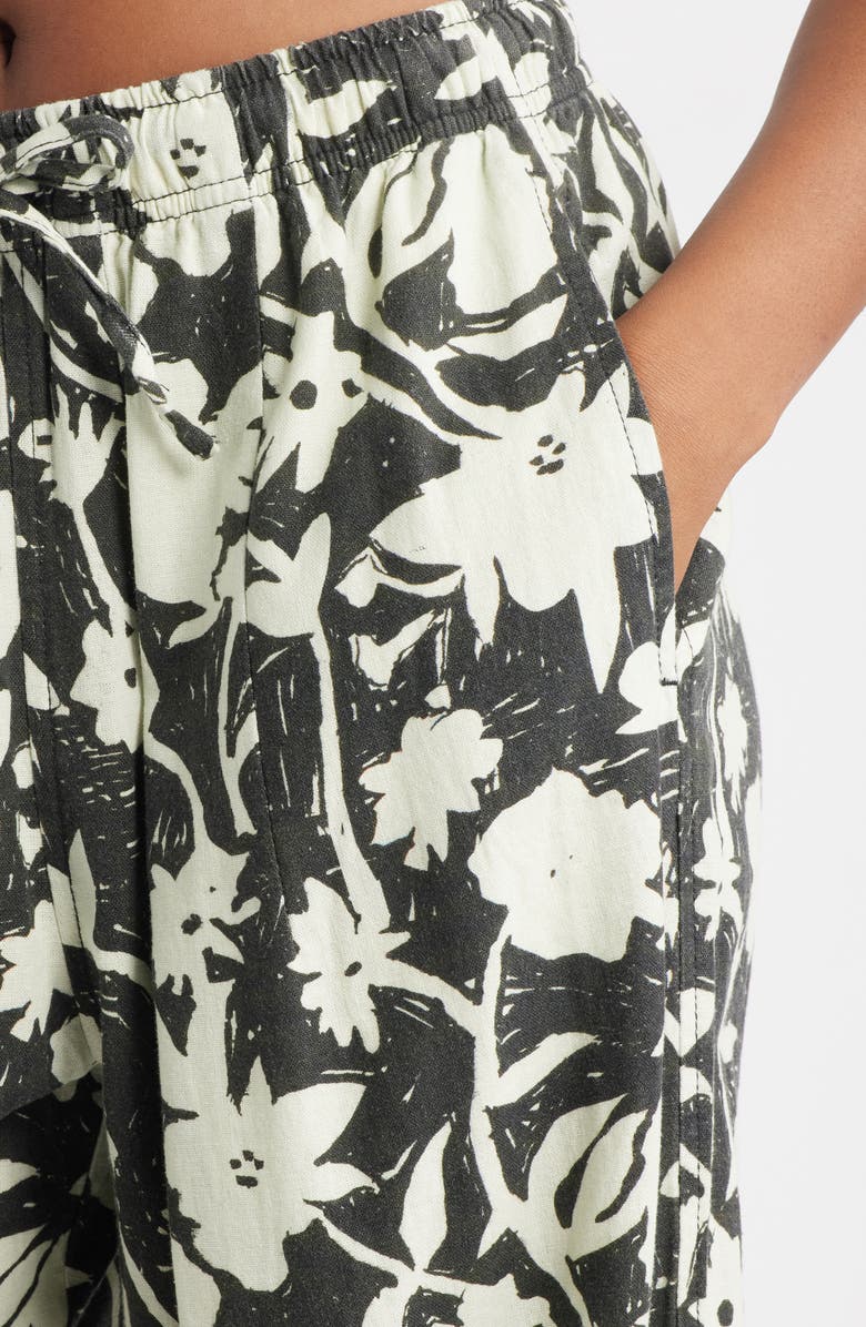 Topshop Mono Floral Wide Leg Drawstring Pants, Alternate, color, Ivory Multi