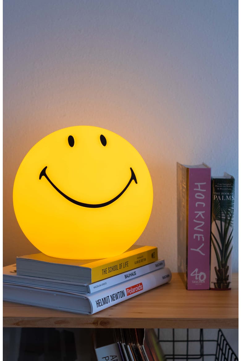 Smiley Bundle of Light Toy, Alternate, color, YELLOW