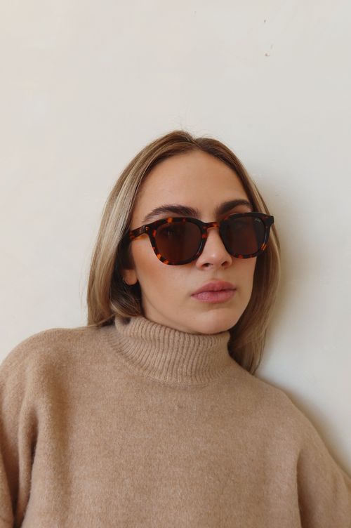 Indy Jb Round Polarized Sunglasses In Orange