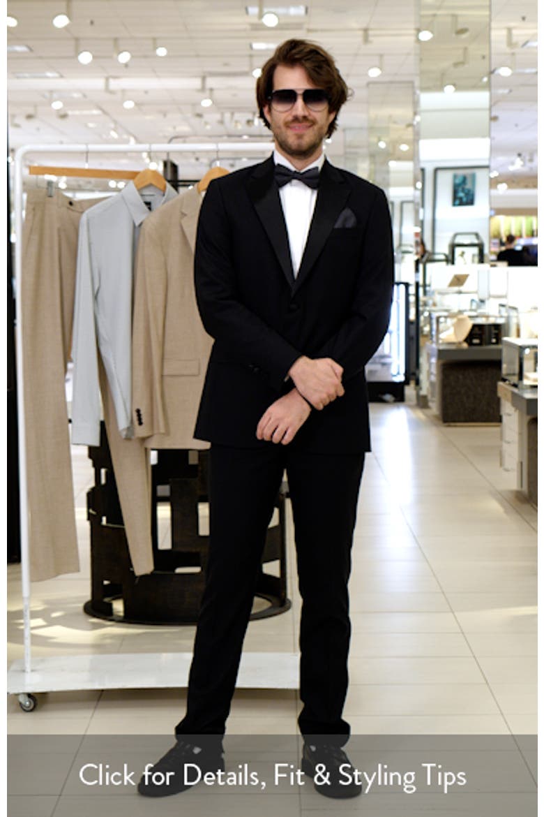 Leyton Stripe Pre-Tied Silk Bow Tie video