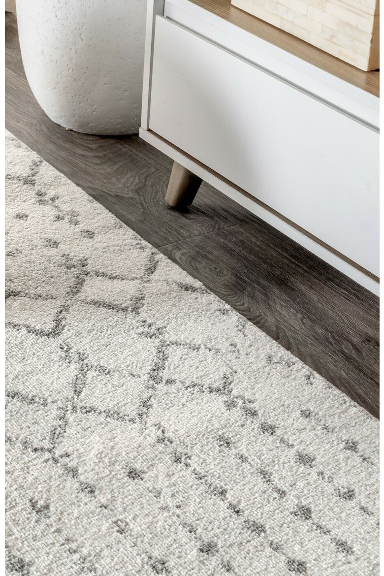 Moroccan HYPE Boho Vintage Diamond Area Rug, Alternate, color, Cream/Gray