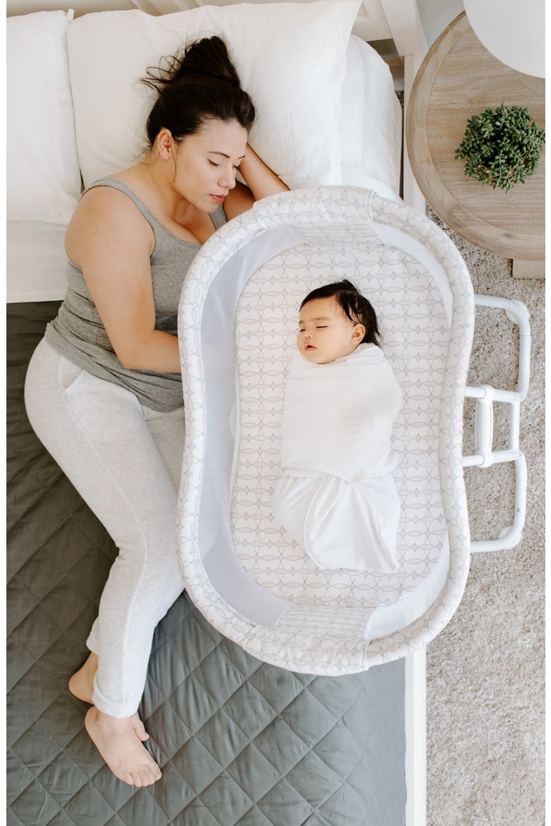 HALO® BassiNest® Glide Sleeper Bassinet, Alternate, color, MOSAIC