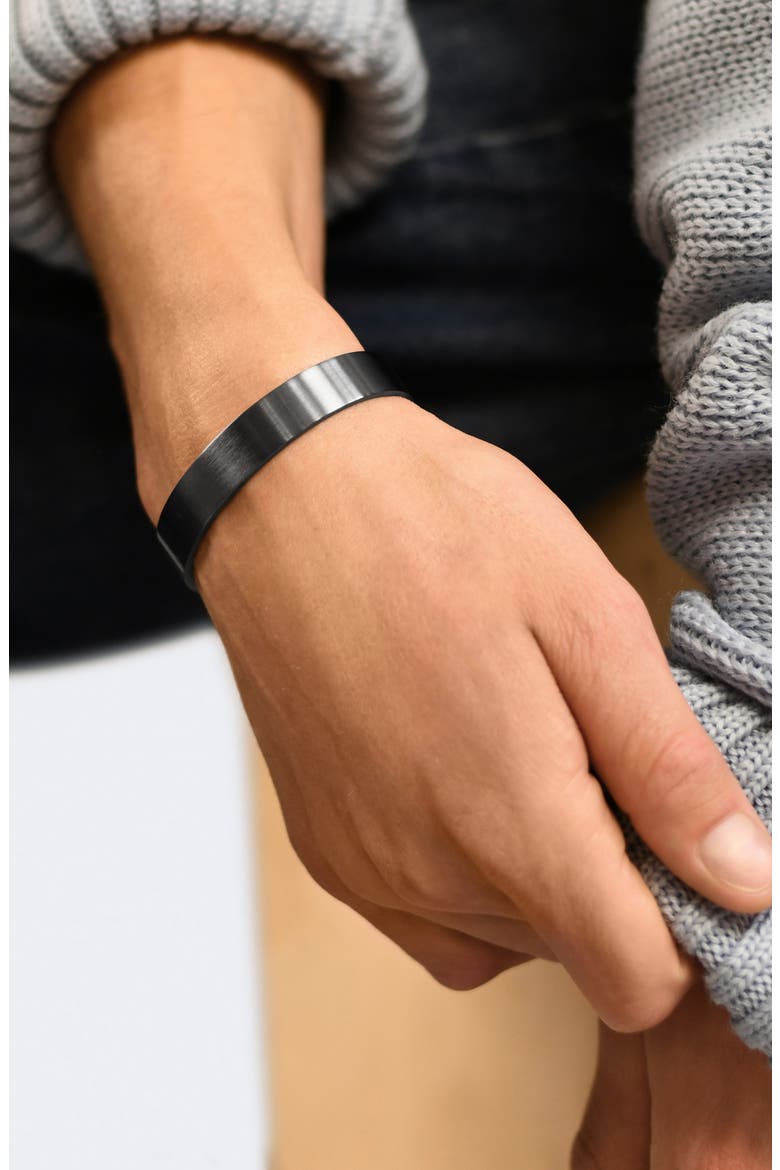 Men's 33G Brushed Sterling Silver Ribbon Cuff Bracelet, Alternate, color, BLACK SILVER